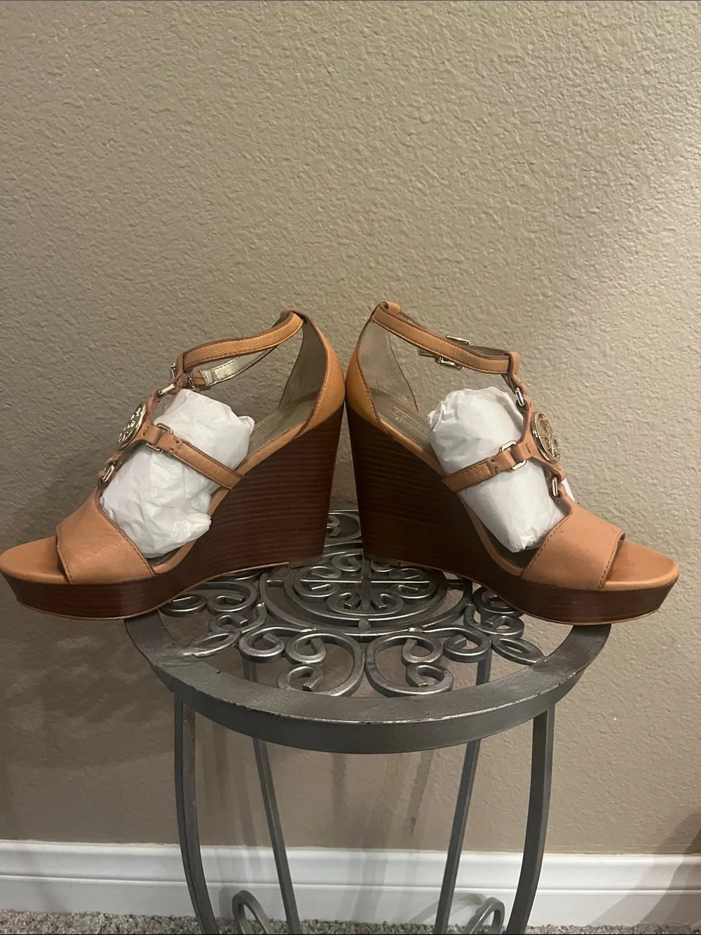 Coach Camel/Tan Wedges 7